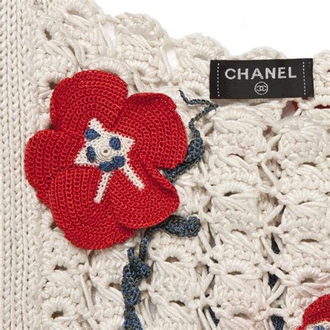 chanel etirleri|chanel crochet earrings.